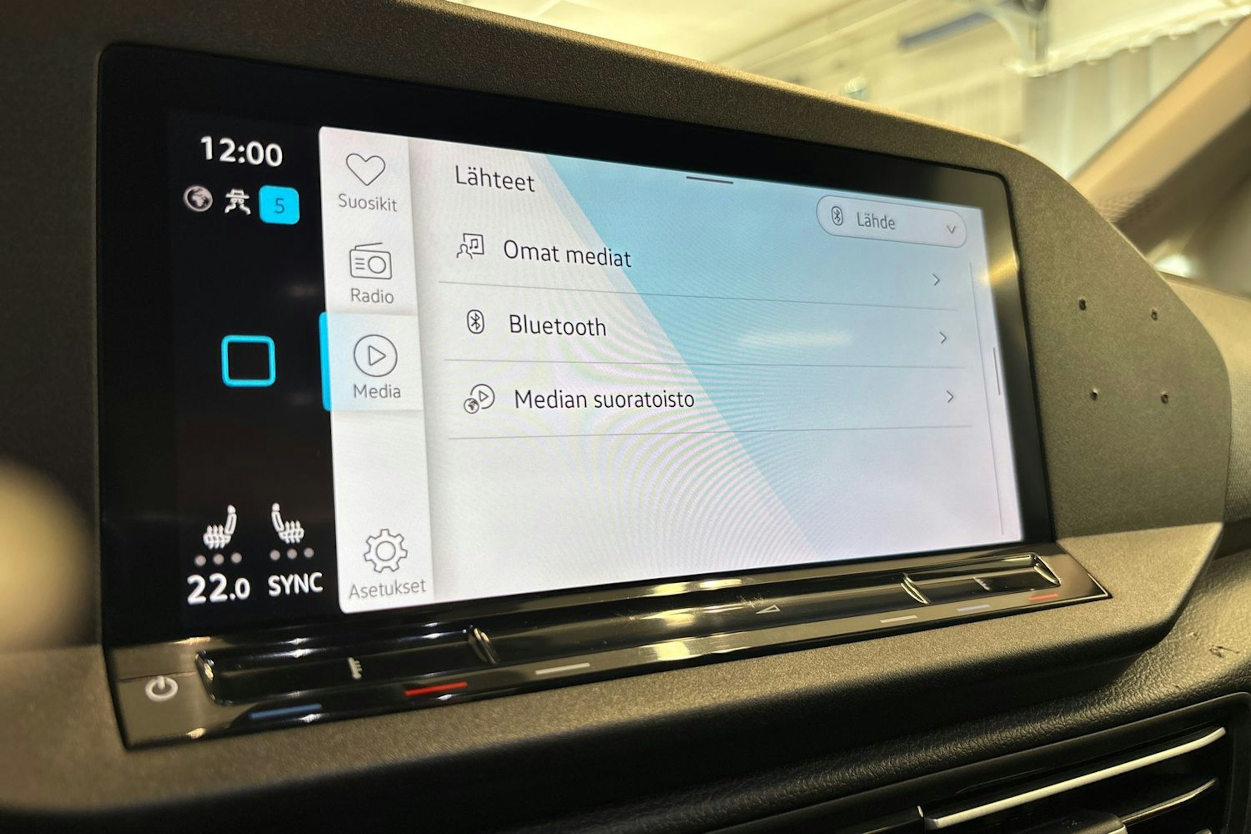 vihreä Volkswagen Caddy Maxi 2021 kuva 26.