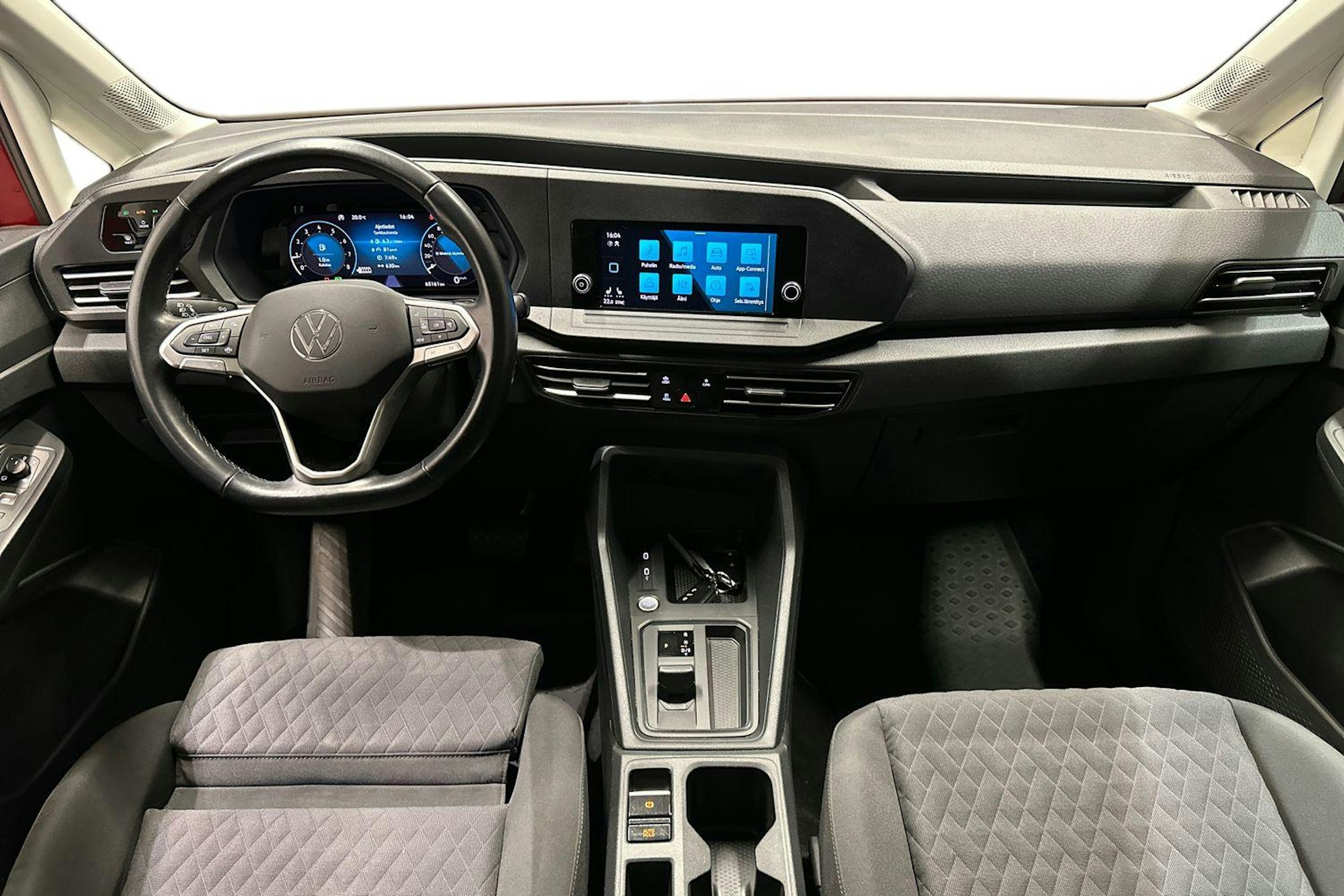 Punainen Volkswagen Caddy Maxi 2021 kuva 10.