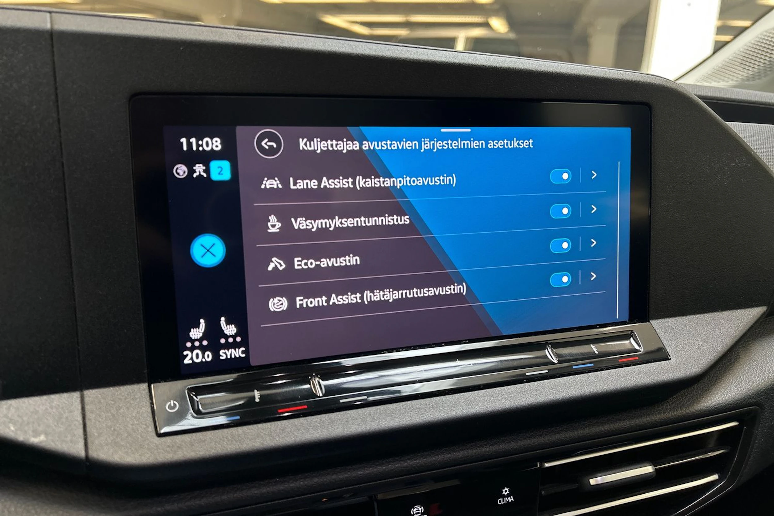 valkoinen Volkswagen Caddy Maxi 2021 kuva 20.