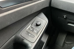 valkoinen Volkswagen Caddy Maxi 2021 kuva 23.