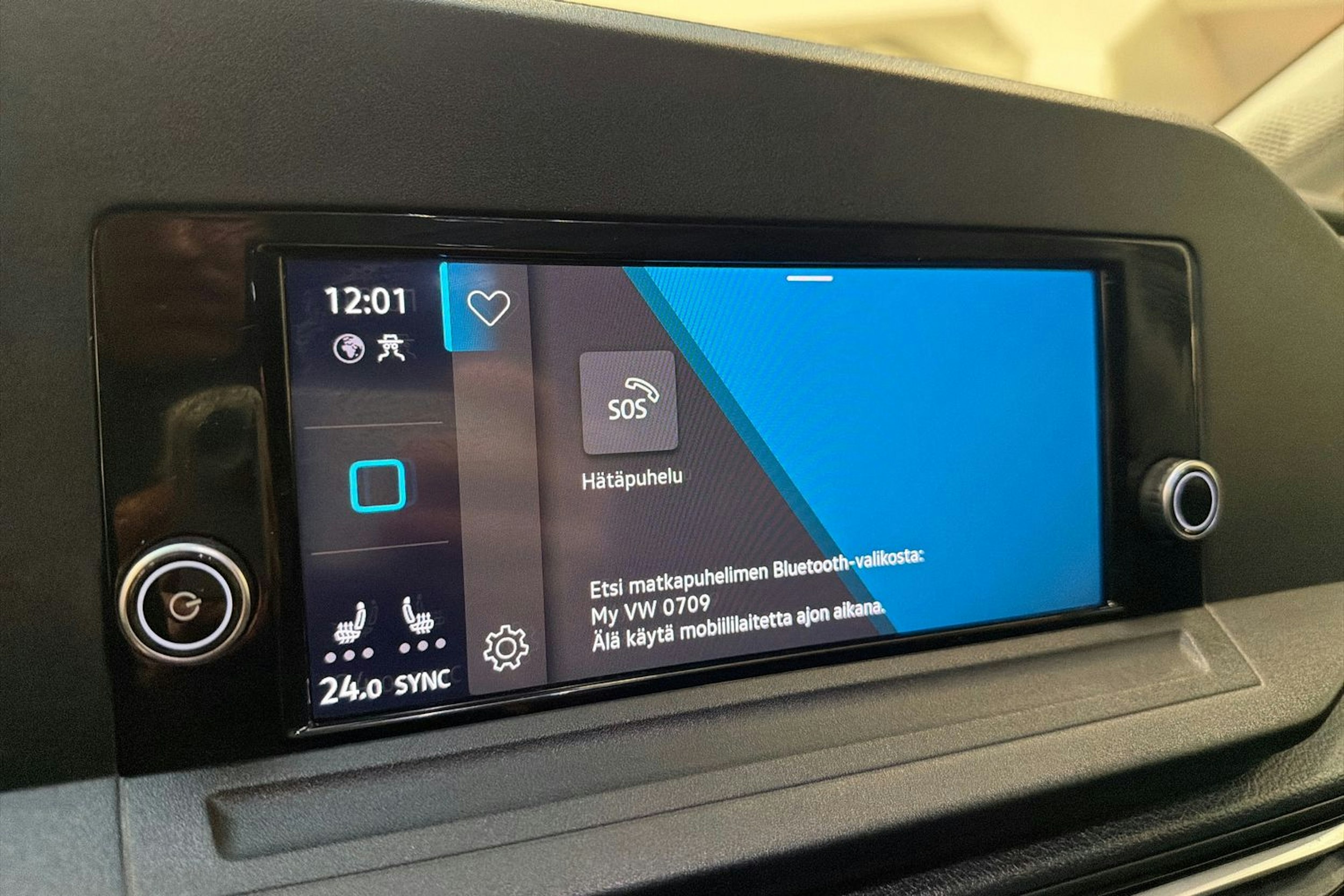 punainen Volkswagen Caddy Maxi 2021 kuva 15.