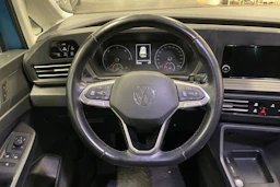 Sininen Volkswagen Caddy Maxi 2021 kuva 26.