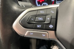 harmaa Volkswagen Caddy Maxi 2021 kuva 16.