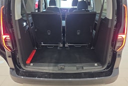 musta Volkswagen Caddy Maxi 2021 kuva 15.