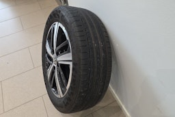 musta Volkswagen Caddy Maxi 2021 kuva 17.