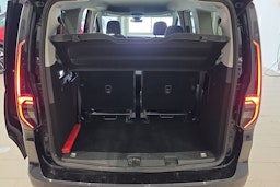 musta Volkswagen Caddy Maxi 2021 kuva 18.