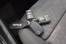 musta Volkswagen Caddy Maxi 2021 kuva 34.