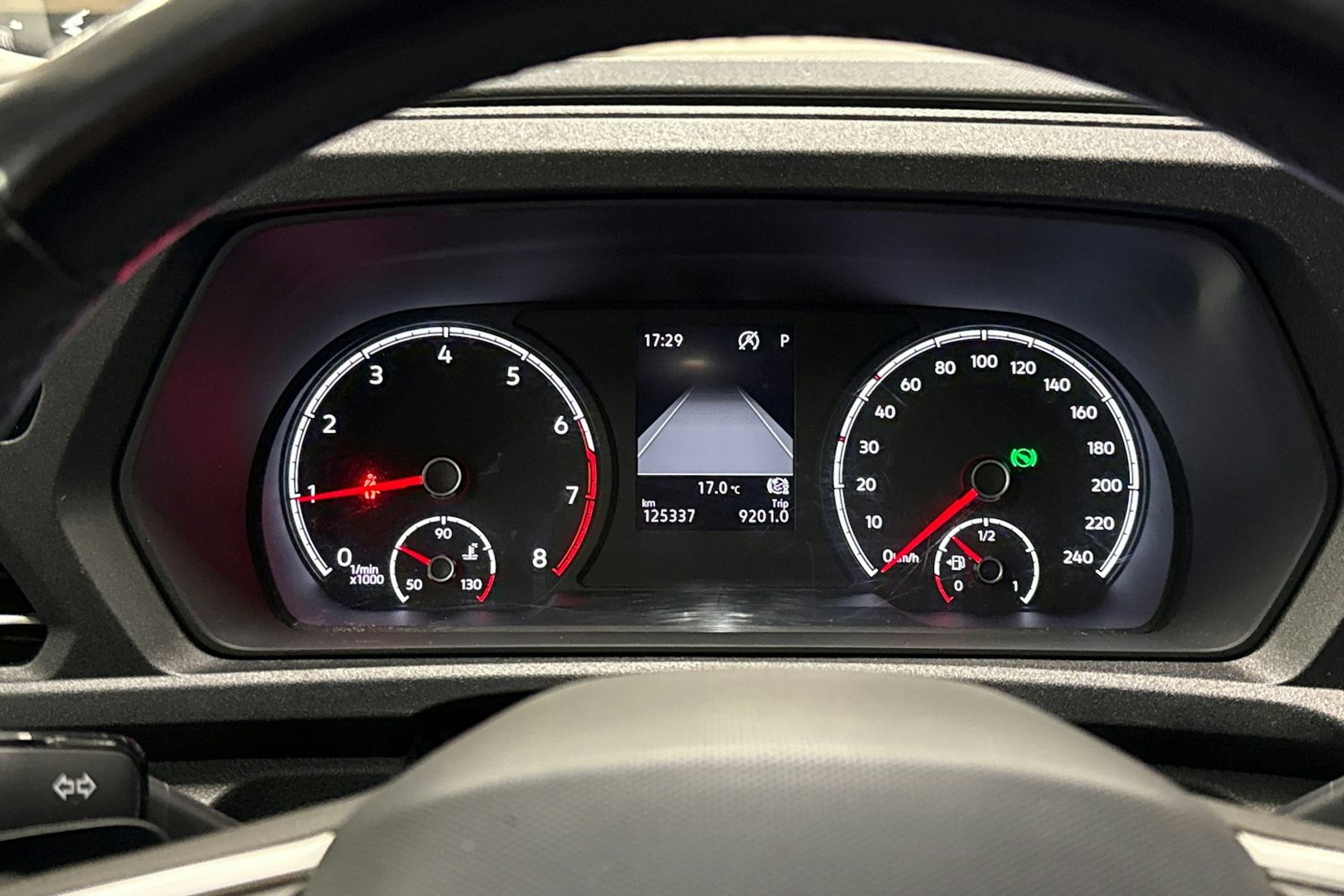 valkoinen Volkswagen Caddy Maxi 2021 kuva 23.