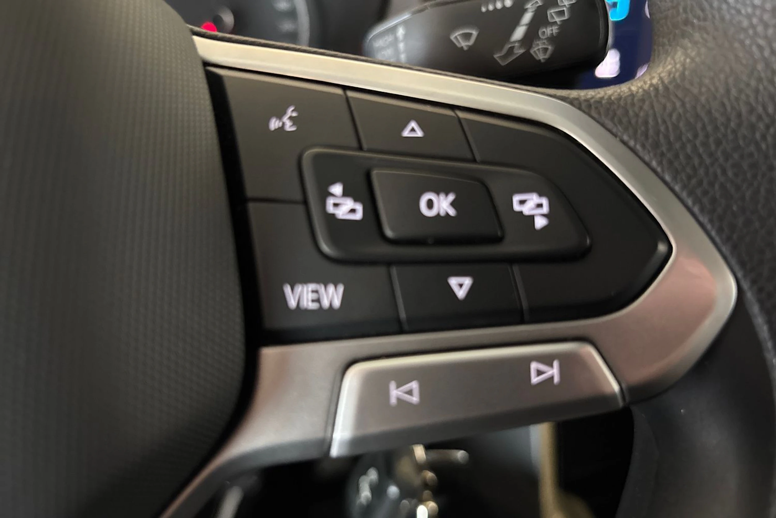 Valkoinen Volkswagen Caddy Maxi 2021 kuva 20.
