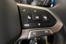Valkoinen Volkswagen Caddy Maxi 2021 kuva 20.