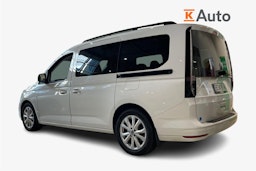 Valkoinen Volkswagen Caddy Maxi 2022 kuva 2.