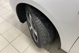 Valkoinen Volkswagen Caddy Maxi 2022 kuva 10.