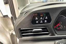 Valkoinen Volkswagen Caddy Maxi 2022 kuva 16.