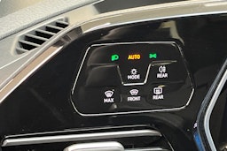 ruskea (beige) Volkswagen Caddy Maxi 2022 kuva 17.