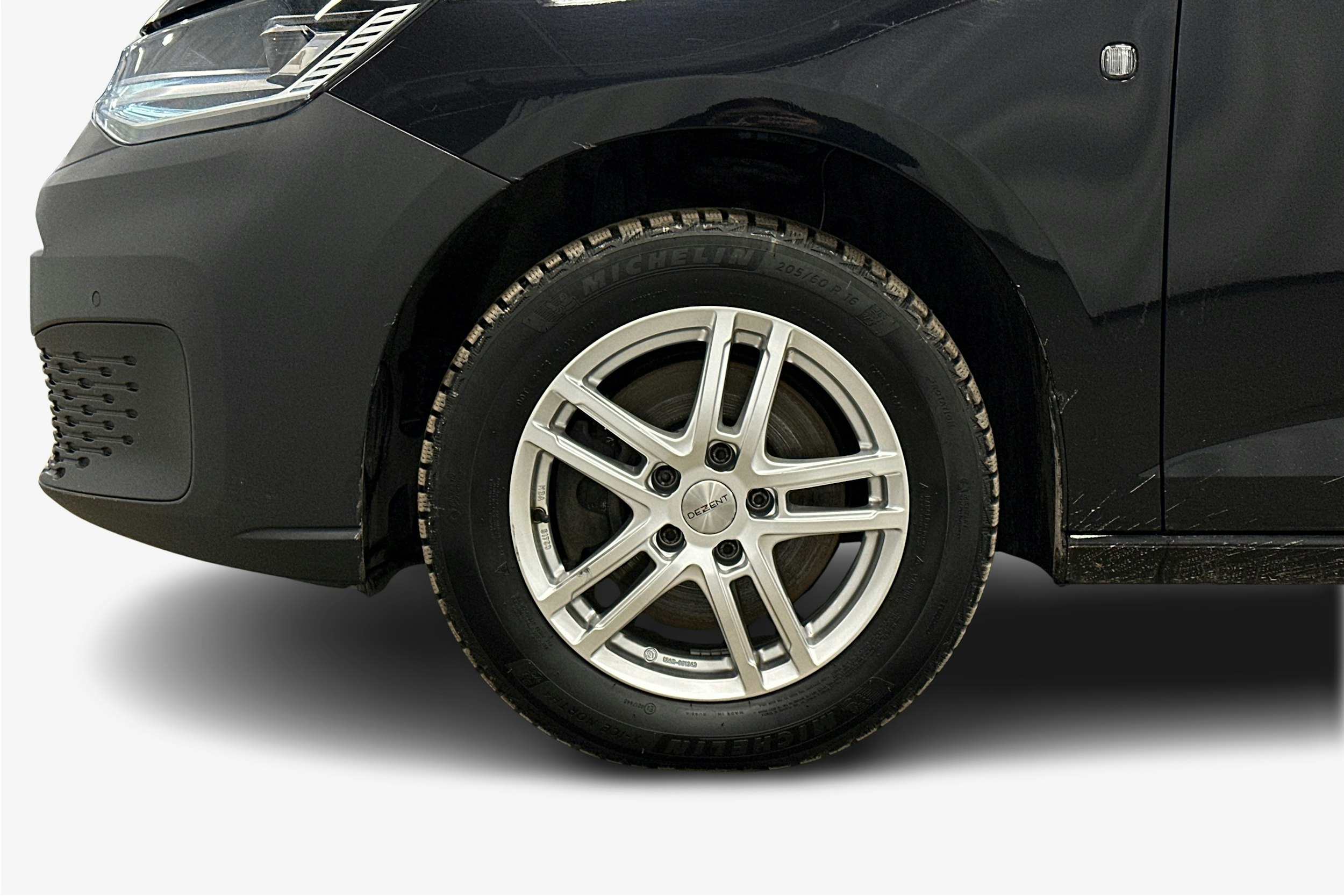 musta Volkswagen Caddy Maxi 2022 kuva 9.