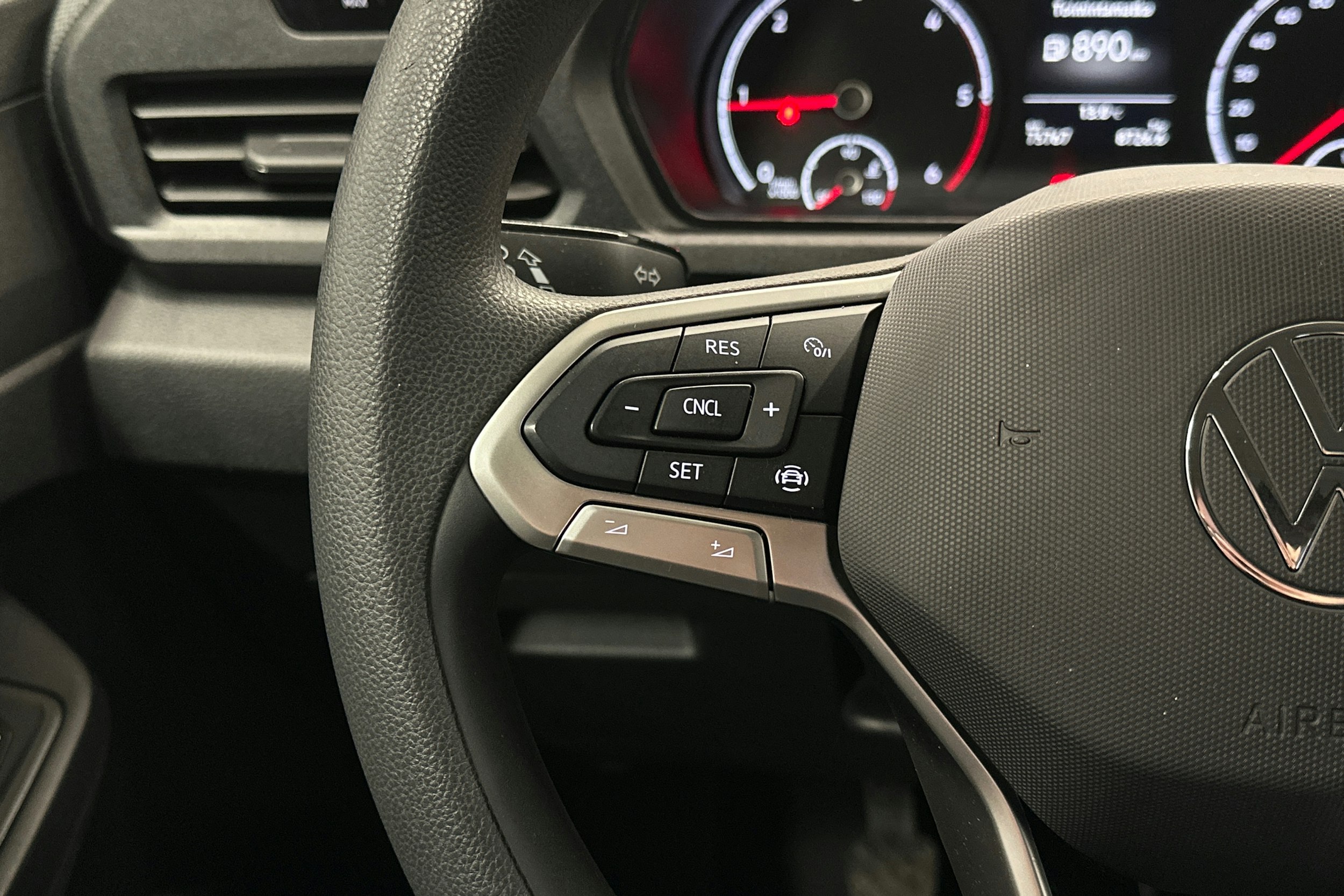 musta Volkswagen Caddy Maxi 2022 kuva 15.