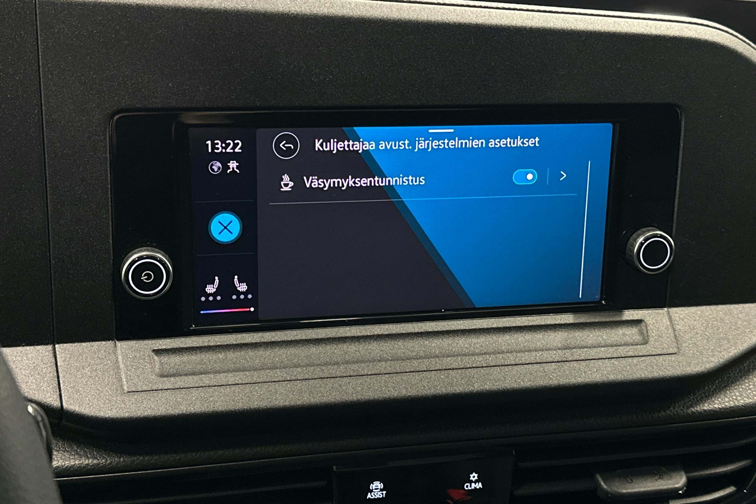 musta Volkswagen Caddy Maxi 2022 kuva 20.