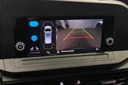 musta Volkswagen Caddy Maxi 2022 kuva 23.