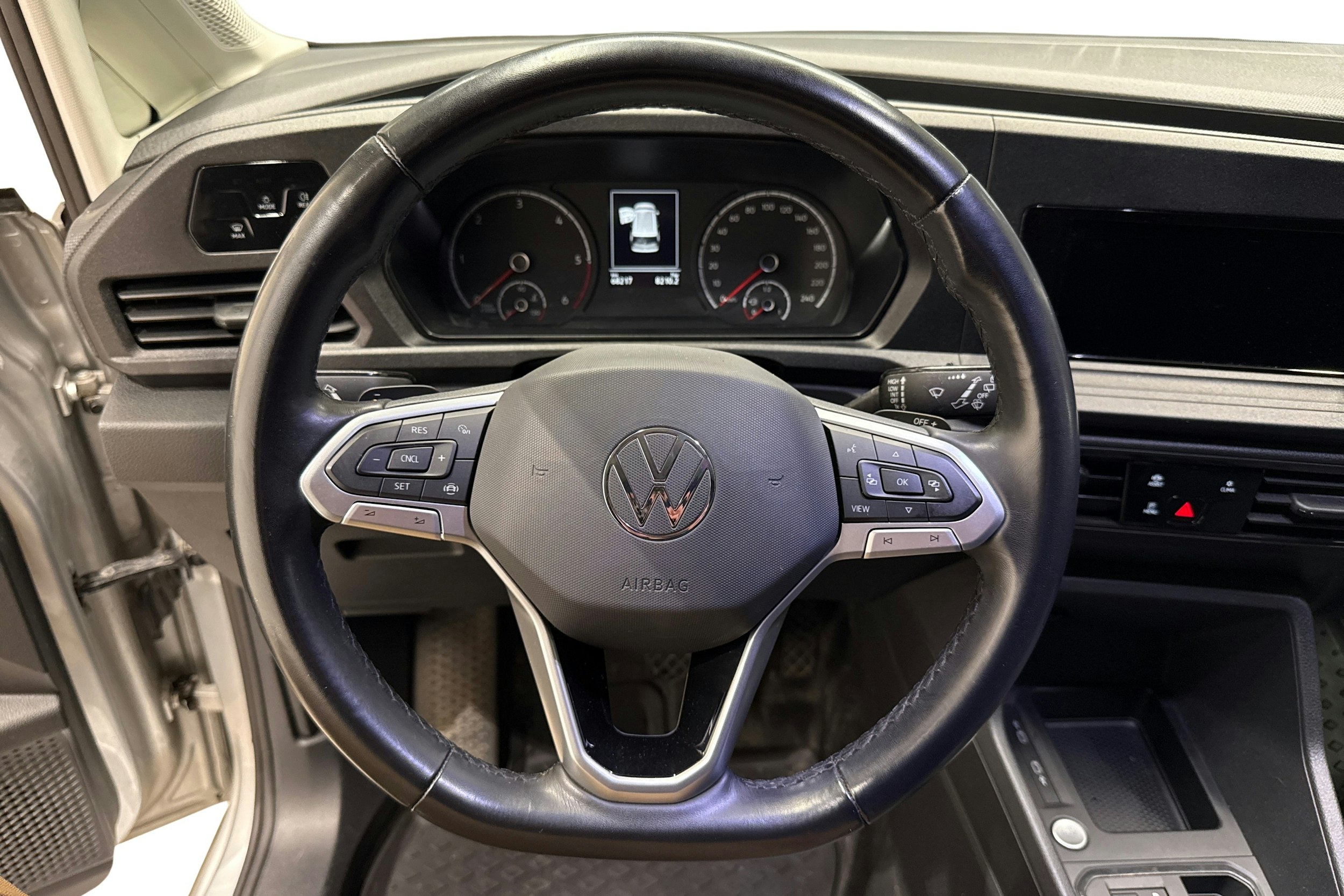 hopea Volkswagen Caddy Maxi 2022 kuva 9.