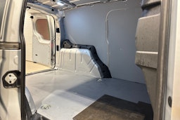 hopea Volkswagen Caddy Maxi 2022 kuva 16.