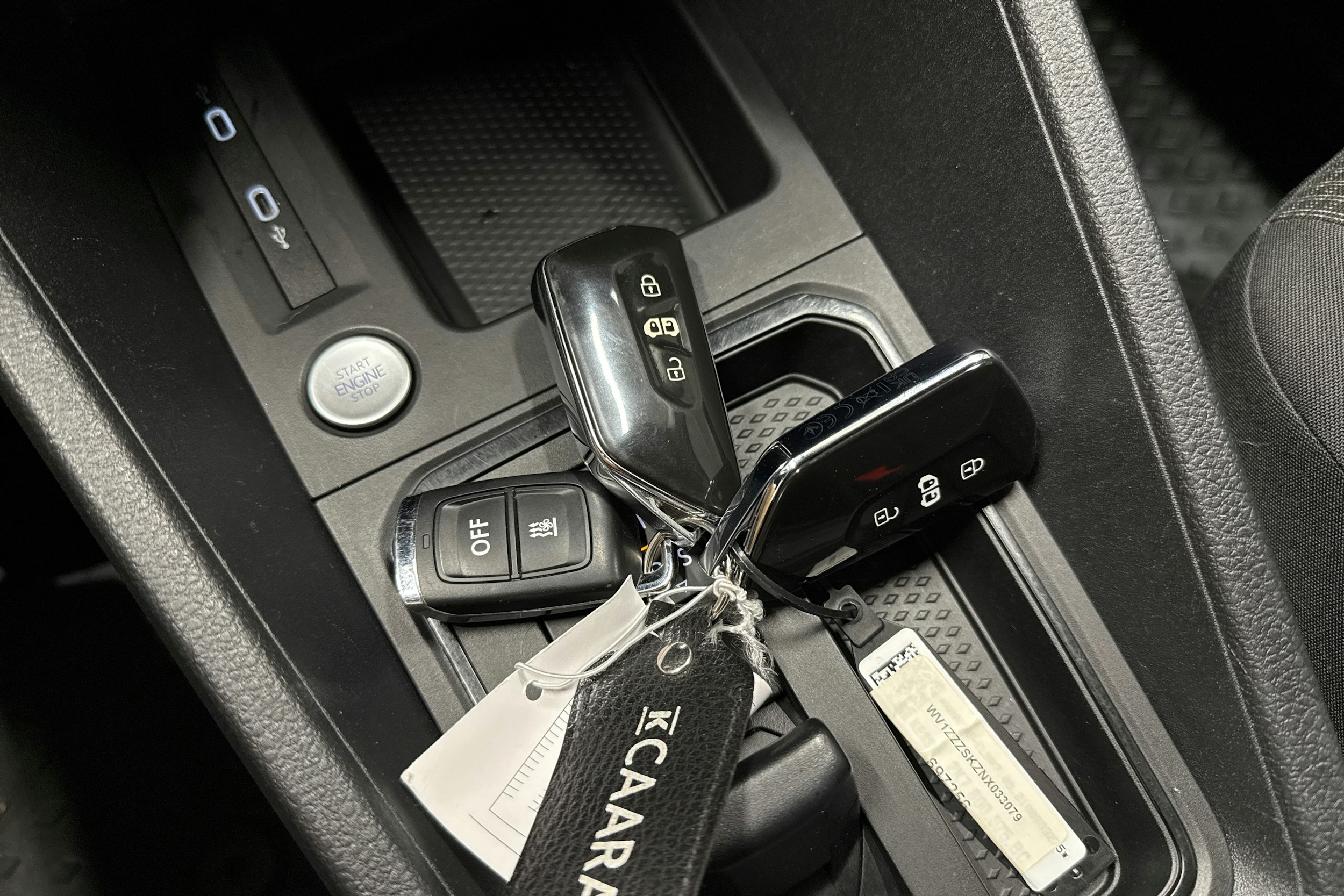 hopea Volkswagen Caddy Maxi 2022 kuva 23.