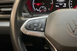 harmaa Volkswagen Caddy Maxi 2022 kuva 19.