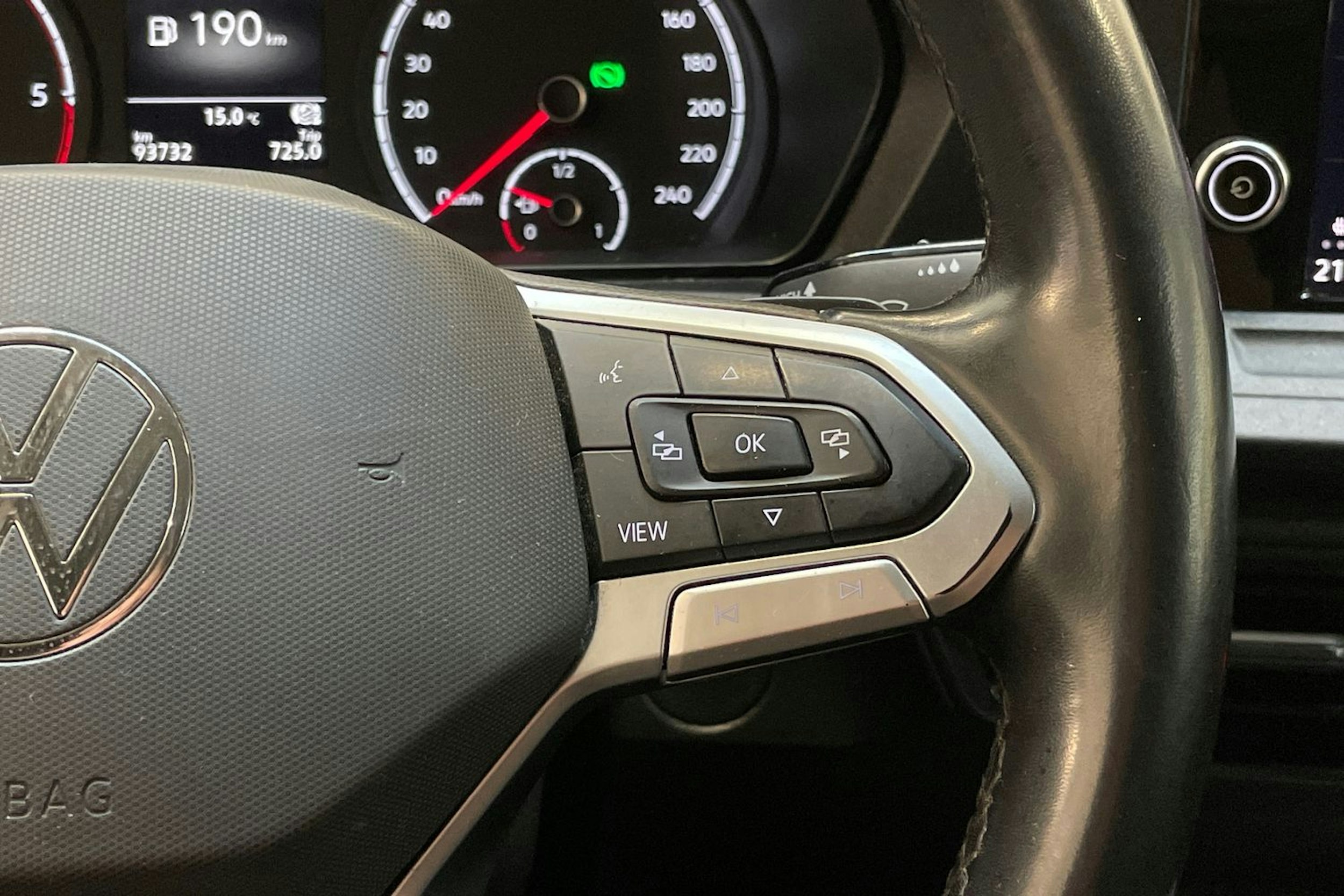 harmaa Volkswagen Caddy Maxi 2022 kuva 20.