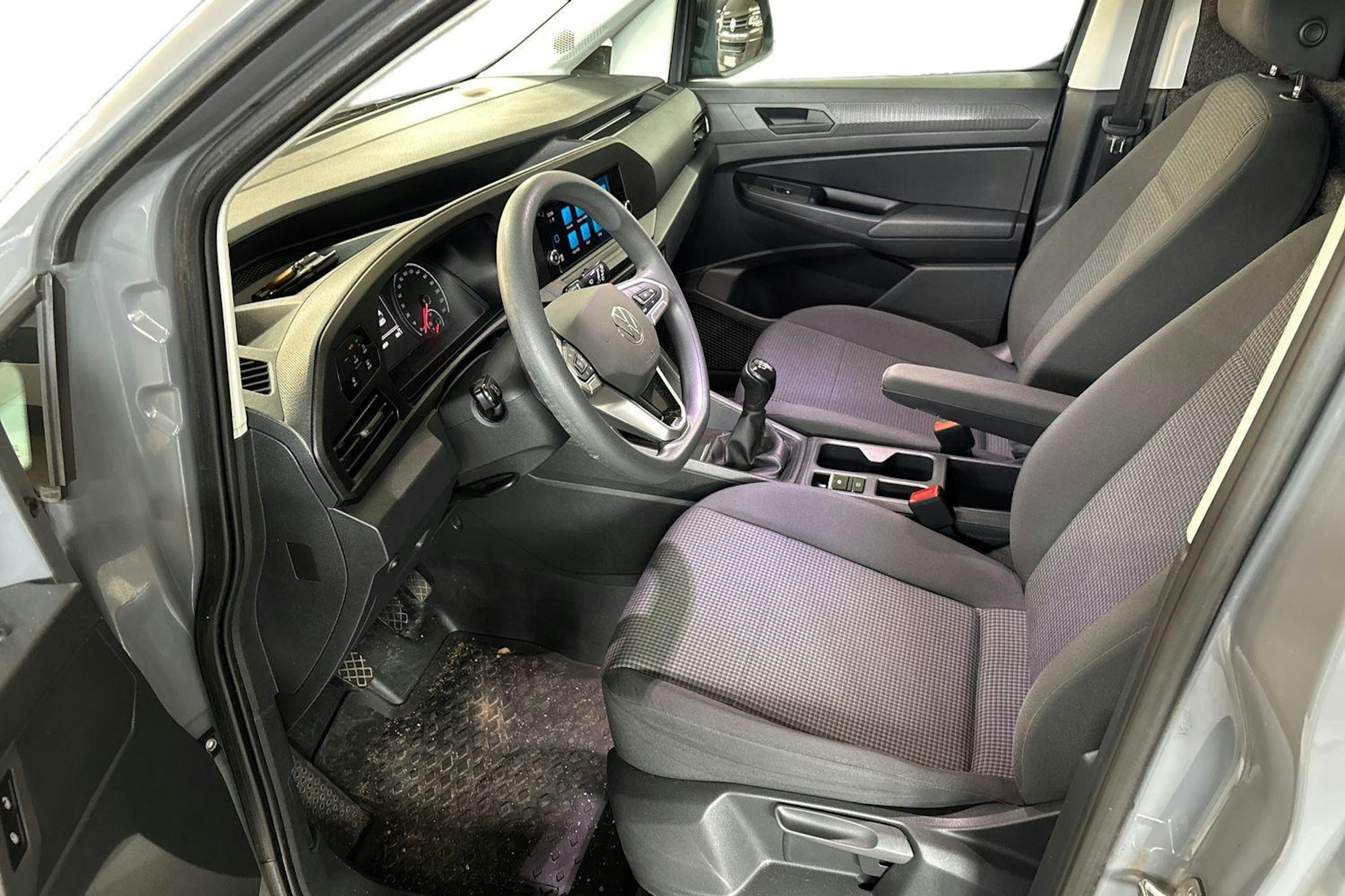 harmaa Volkswagen Caddy Maxi 2022 kuva 3.