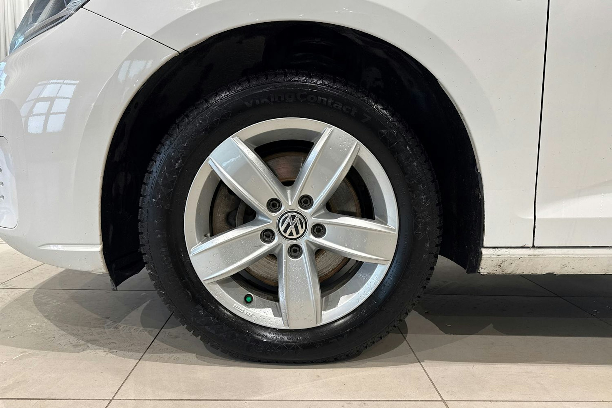 valkoinen Volkswagen Caddy Maxi 2022 kuva 11.