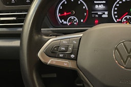 sininen Volkswagen Caddy Maxi 2022 kuva 15.