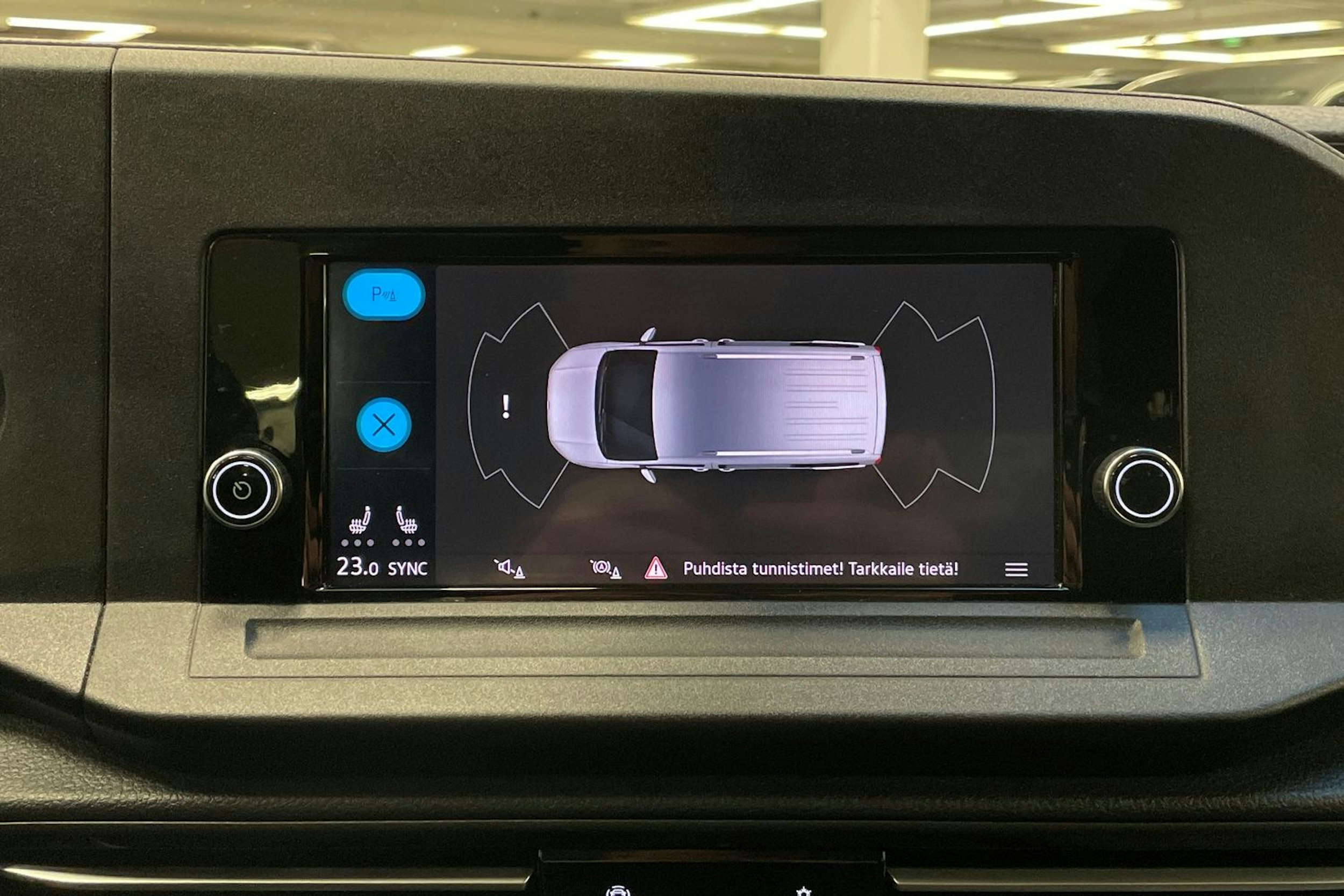 sininen Volkswagen Caddy Maxi 2022 kuva 18.