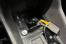 Valkoinen Volkswagen Caddy Maxi 2022 kuva 14.