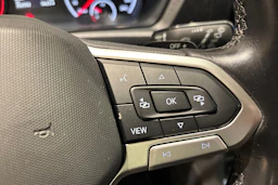 Valkoinen Volkswagen Caddy Maxi 2022 kuva 16.