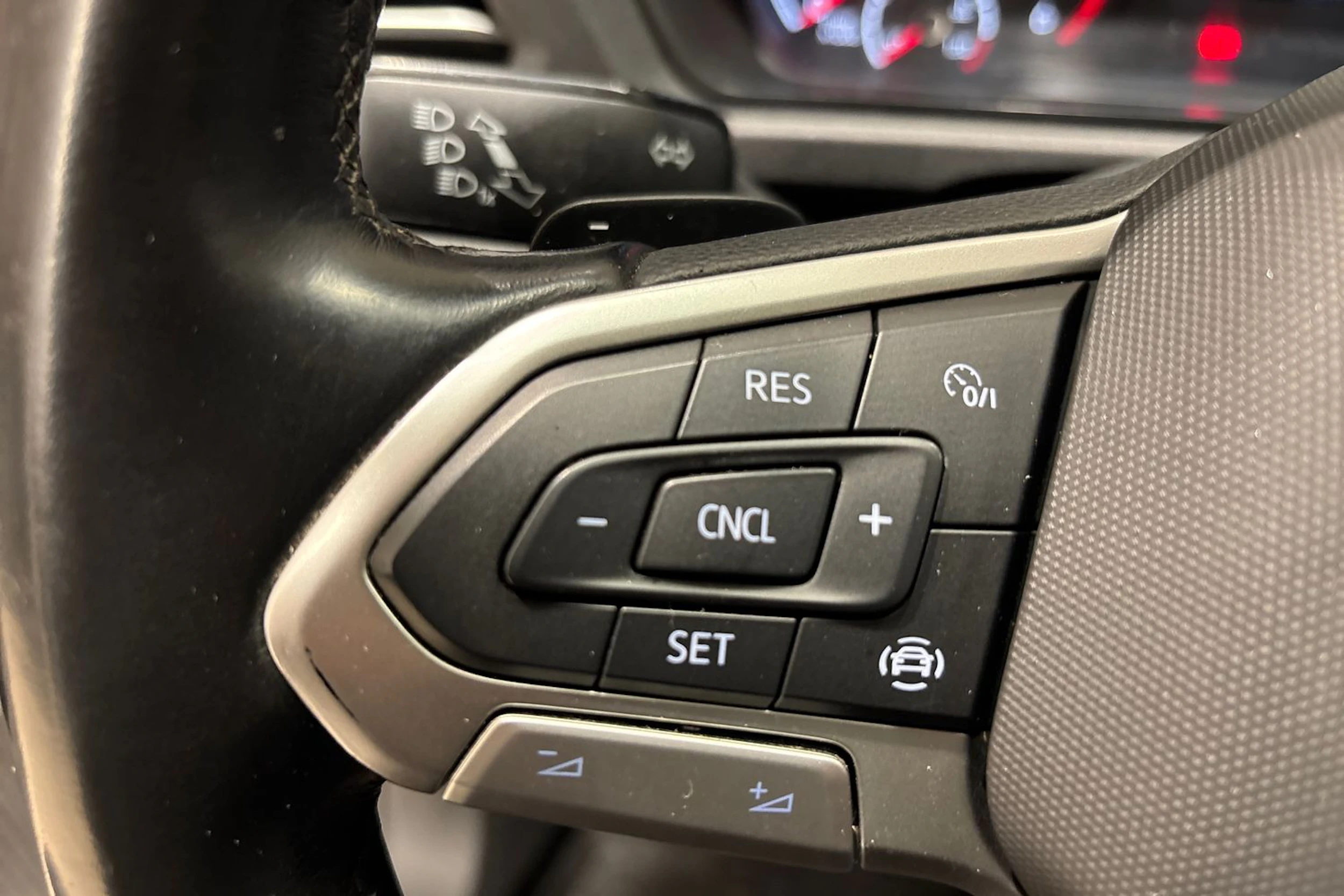 Valkoinen Volkswagen Caddy Maxi 2022 kuva 17.