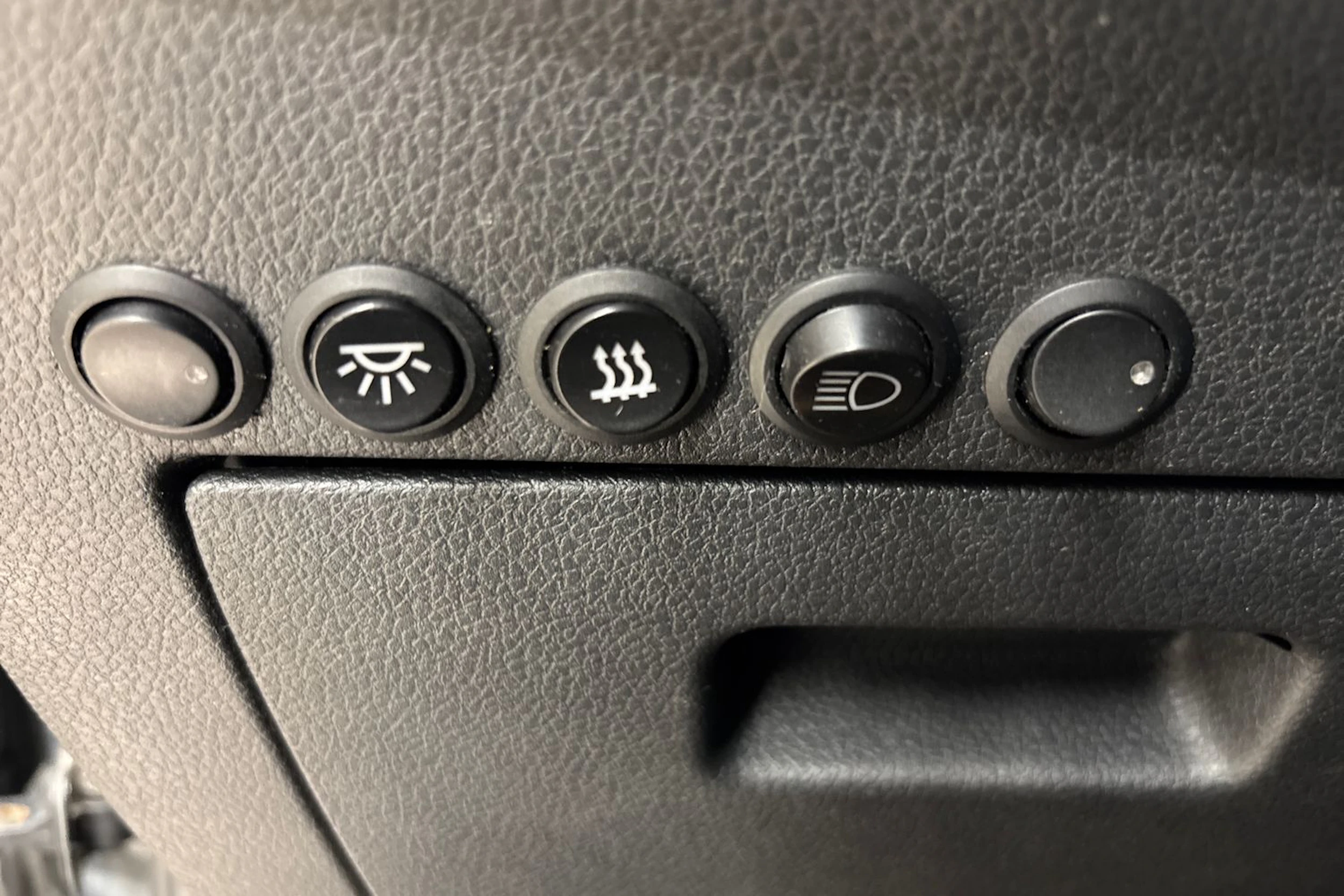 Valkoinen Volkswagen Caddy Maxi 2022 kuva 19.