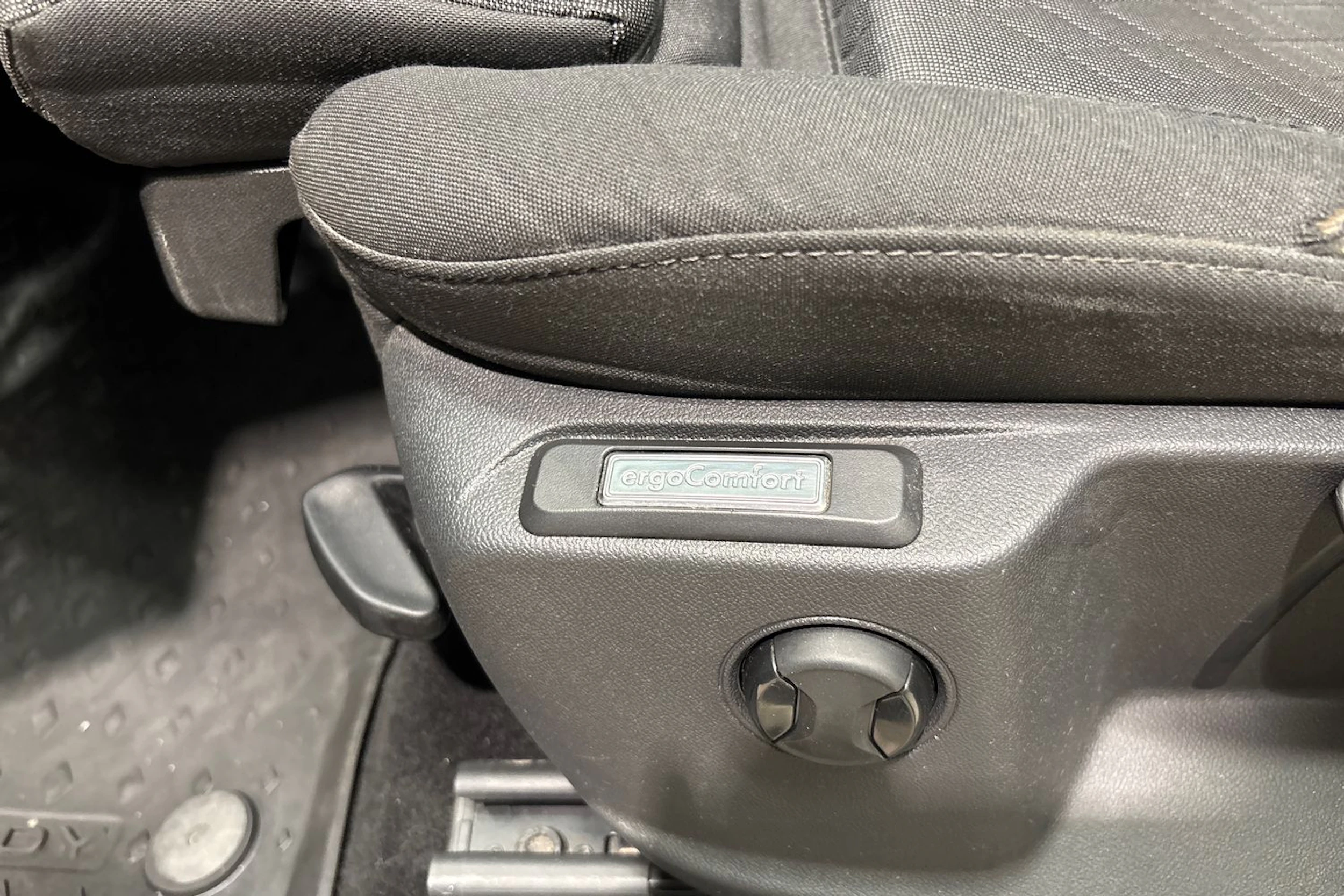 Valkoinen Volkswagen Caddy Maxi 2022 kuva 21.