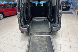 Valkoinen Volkswagen Caddy Maxi 2022 kuva 23.