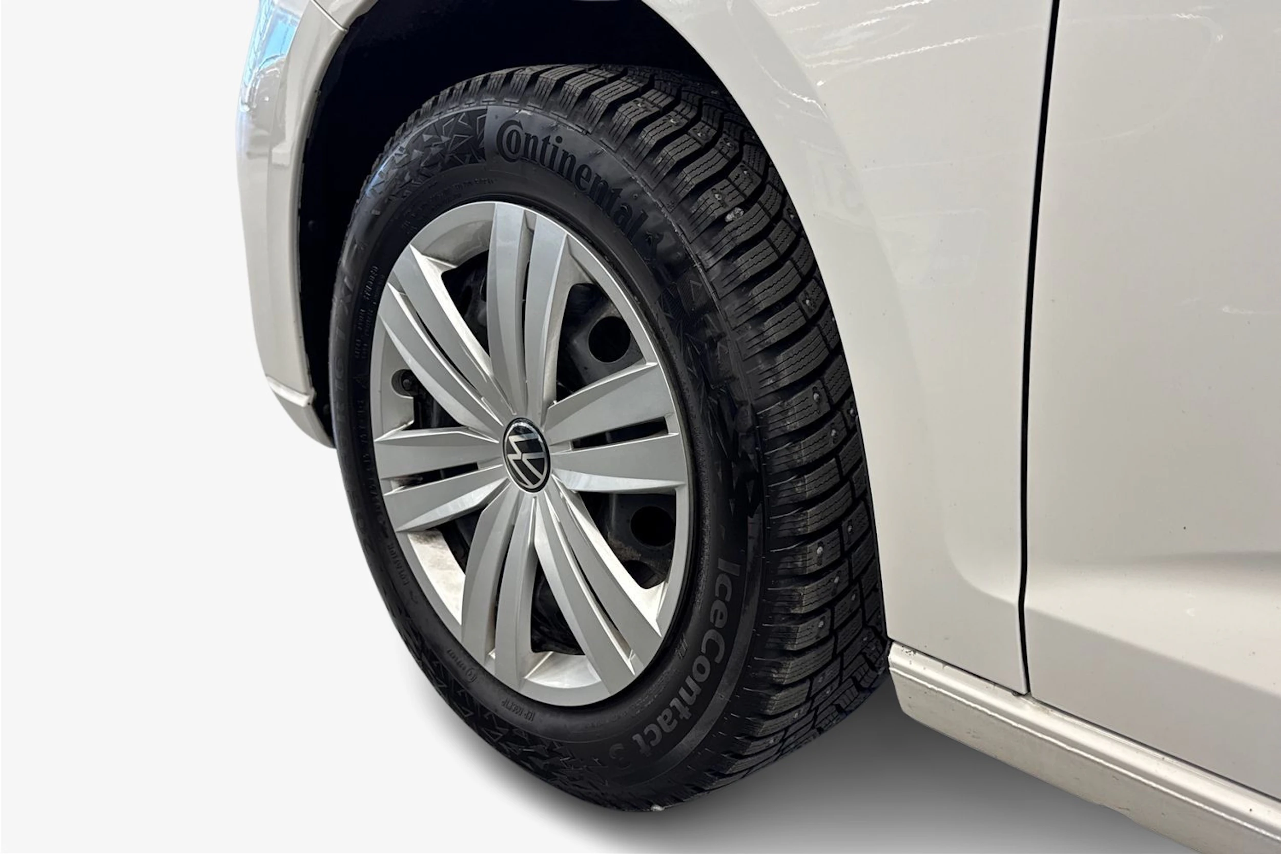 valkoinen Volkswagen Caddy Maxi 2022 kuva 9.