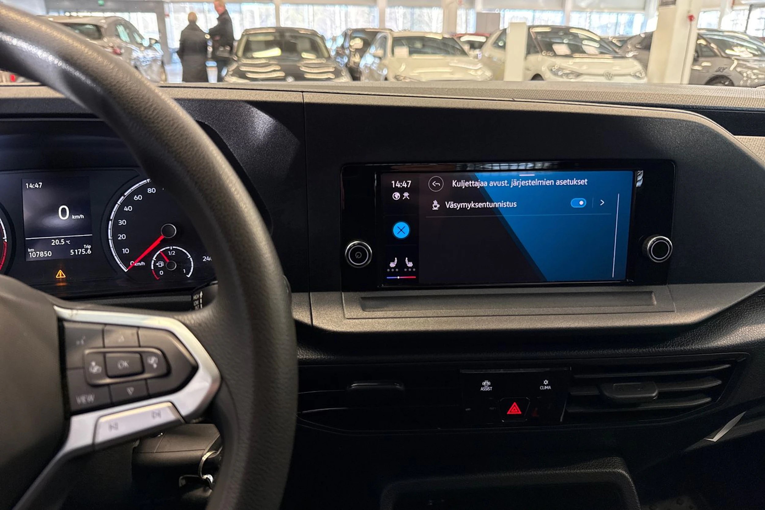 valkoinen Volkswagen Caddy Maxi 2022 kuva 14.