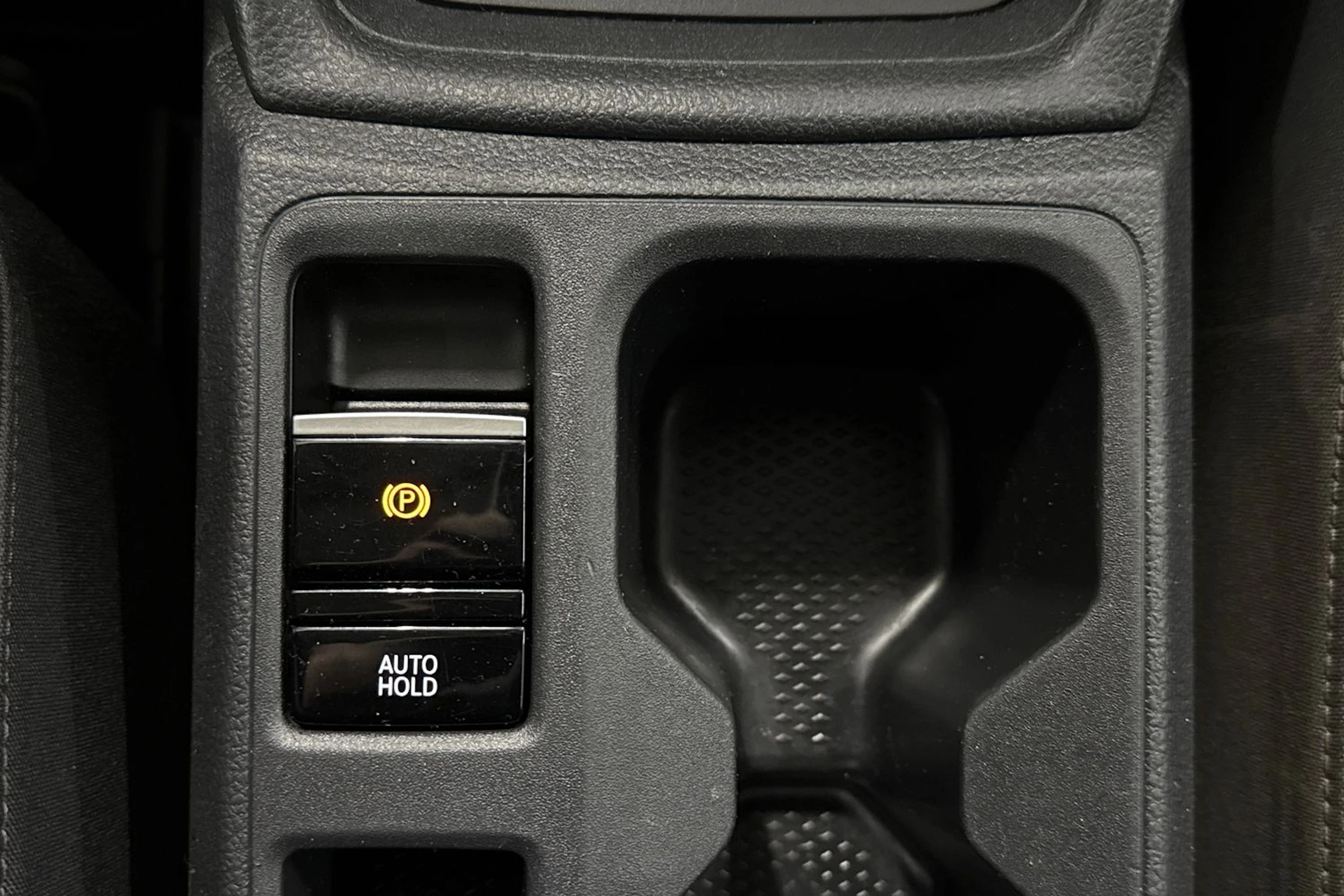 valkoinen Volkswagen Caddy Maxi 2022 kuva 32.