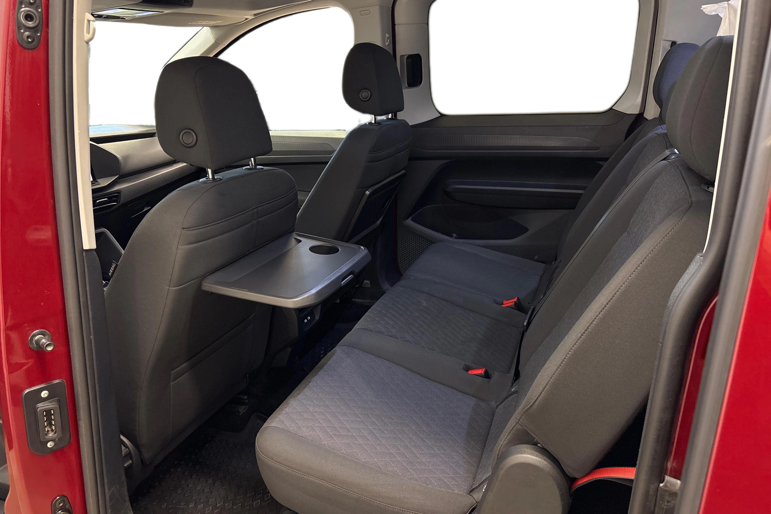 punainen Volkswagen Caddy Maxi 2022 kuva 8.