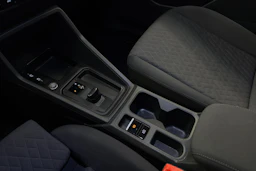 punainen Volkswagen Caddy Maxi 2022 kuva 11.