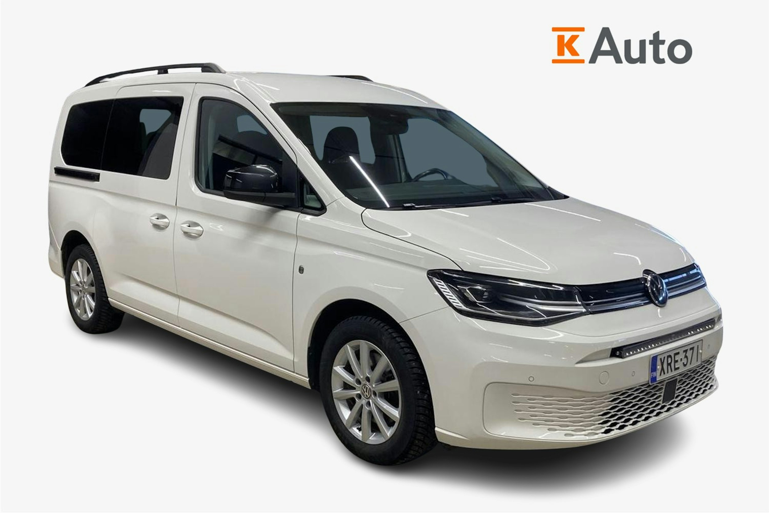 valkoinen Volkswagen Caddy Maxi 2022 kuva 1.