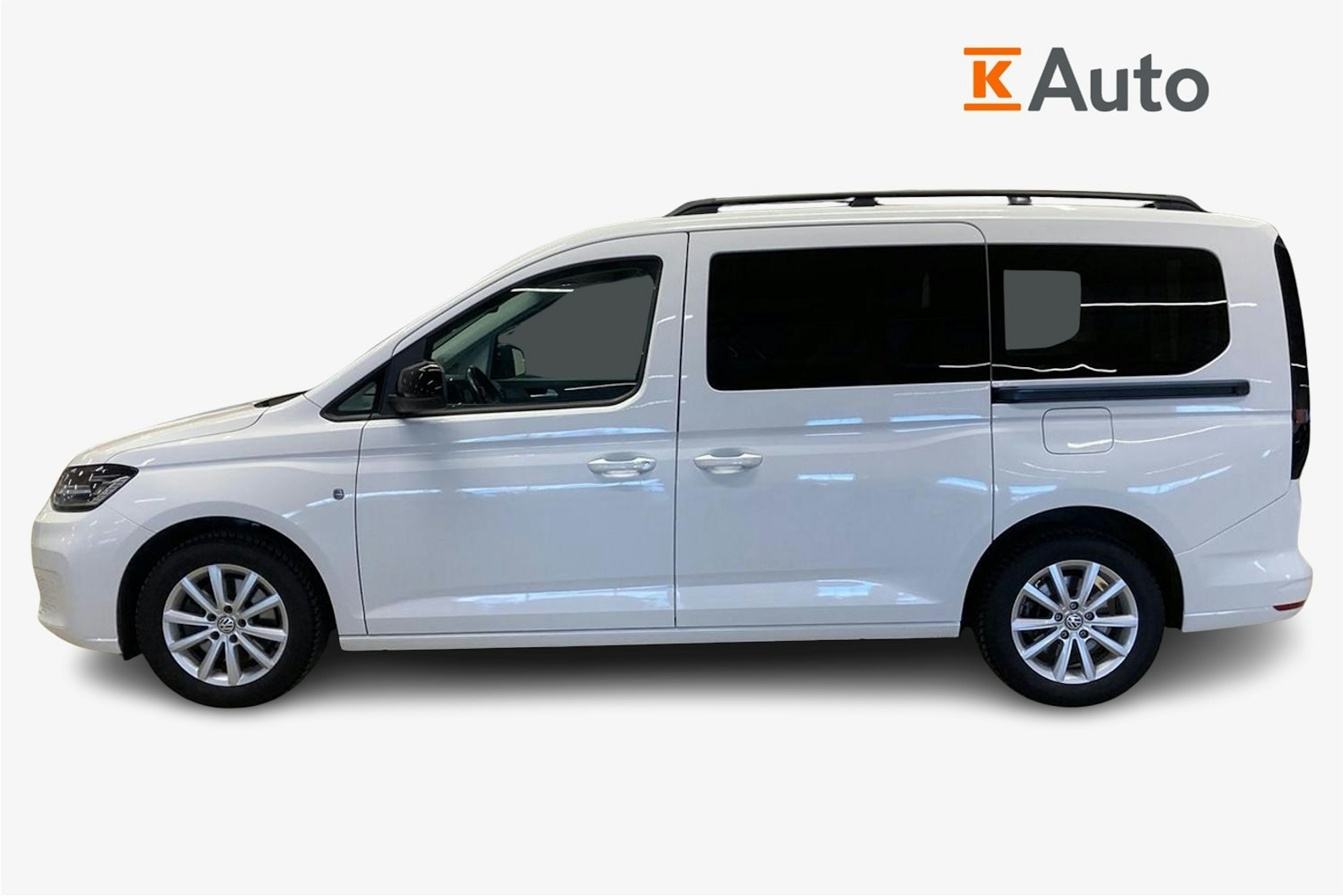 valkoinen Volkswagen Caddy Maxi 2022 kuva 6.