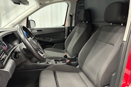 punainen Volkswagen Caddy Maxi 2023 kuva 14.