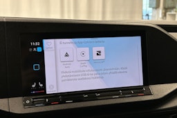 punainen Volkswagen Caddy Maxi 2023 kuva 21.