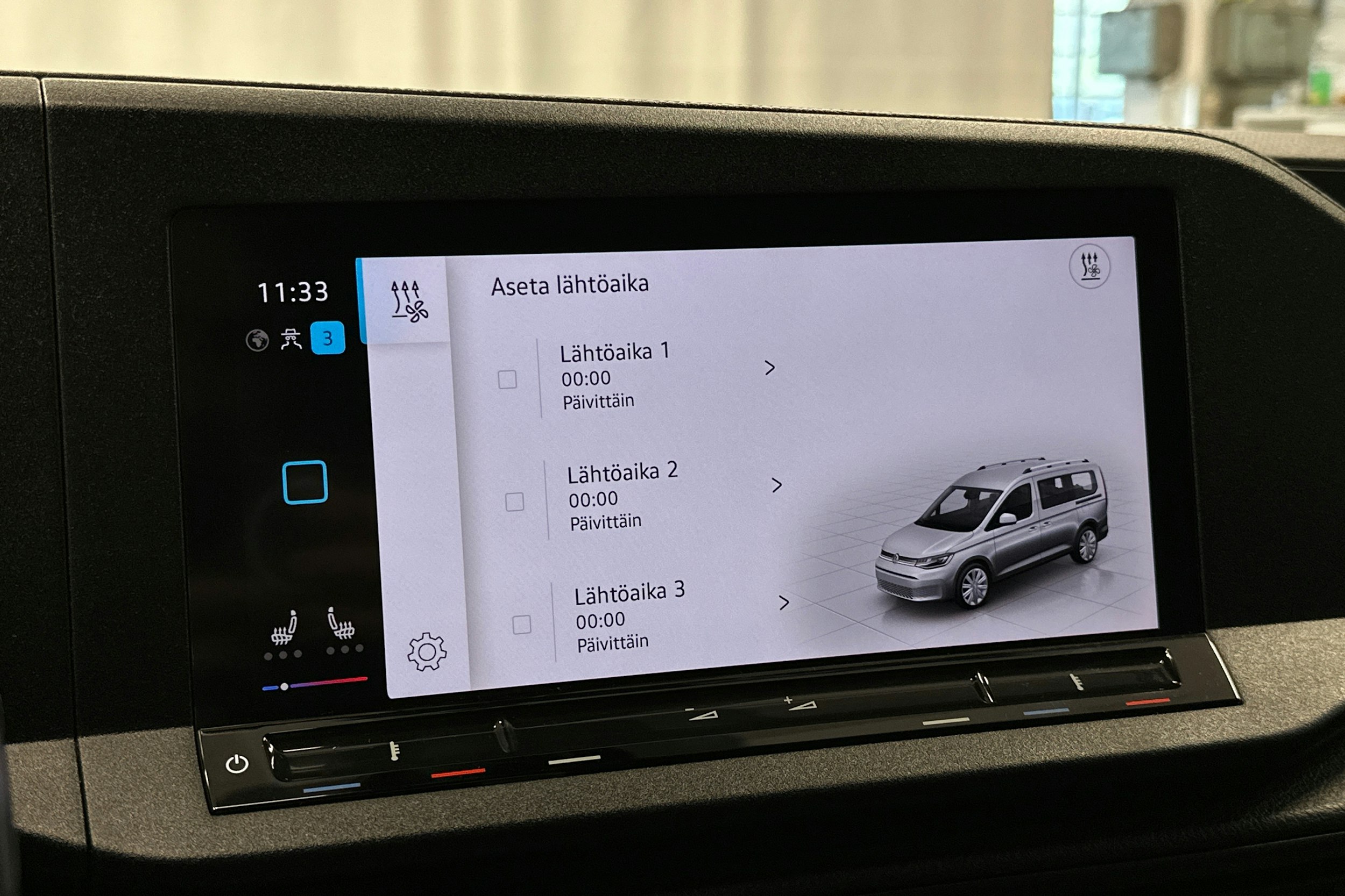 punainen Volkswagen Caddy Maxi 2023 kuva 23.
