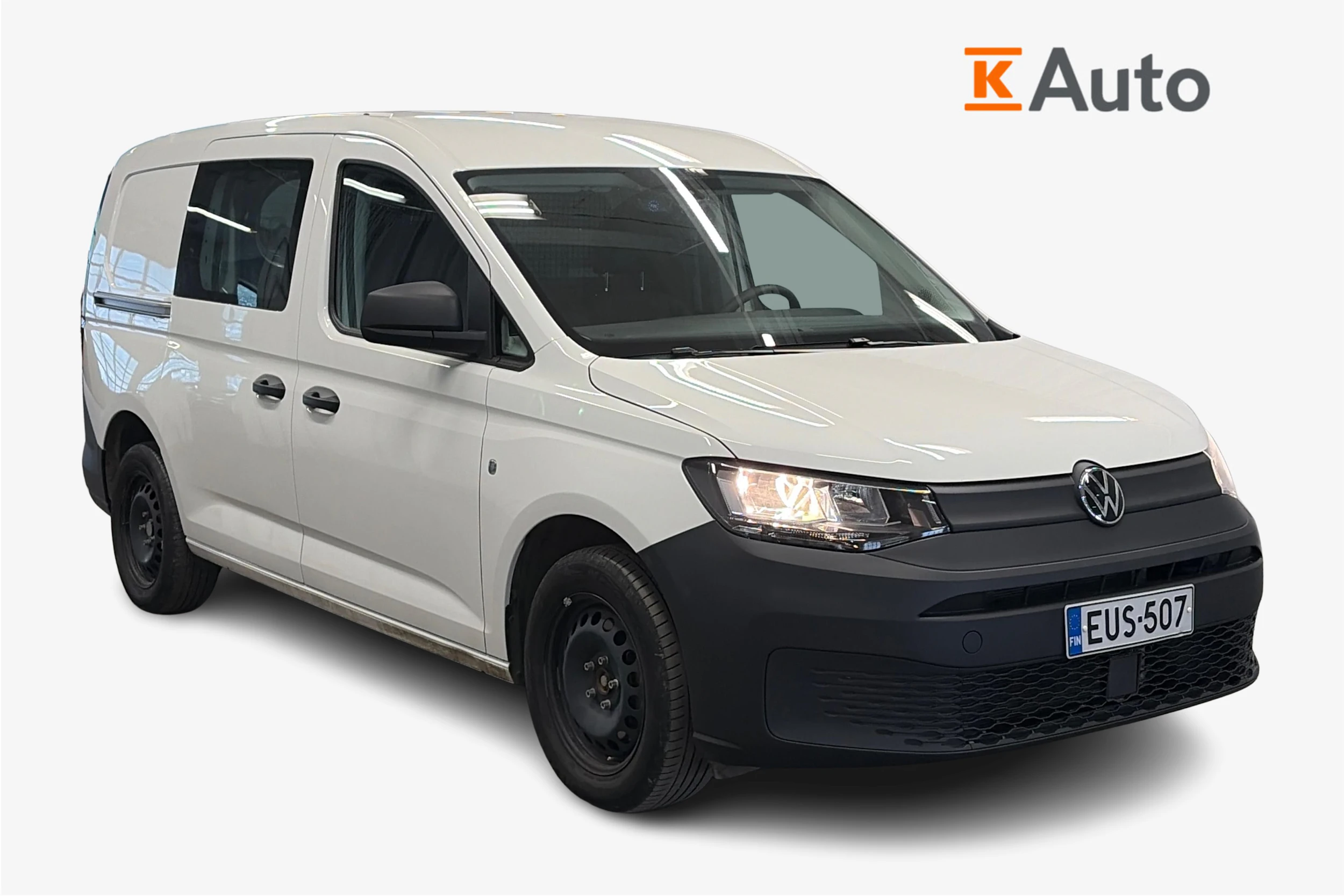 valkoinen Volkswagen Caddy Maxi 2023 kuva 1.
