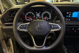 valkoinen Volkswagen Caddy Maxi 2023 kuva 4.