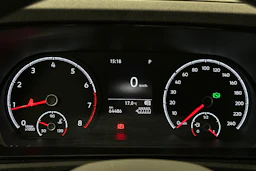 harmaa Volkswagen Caddy Maxi 2023 kuva 13.